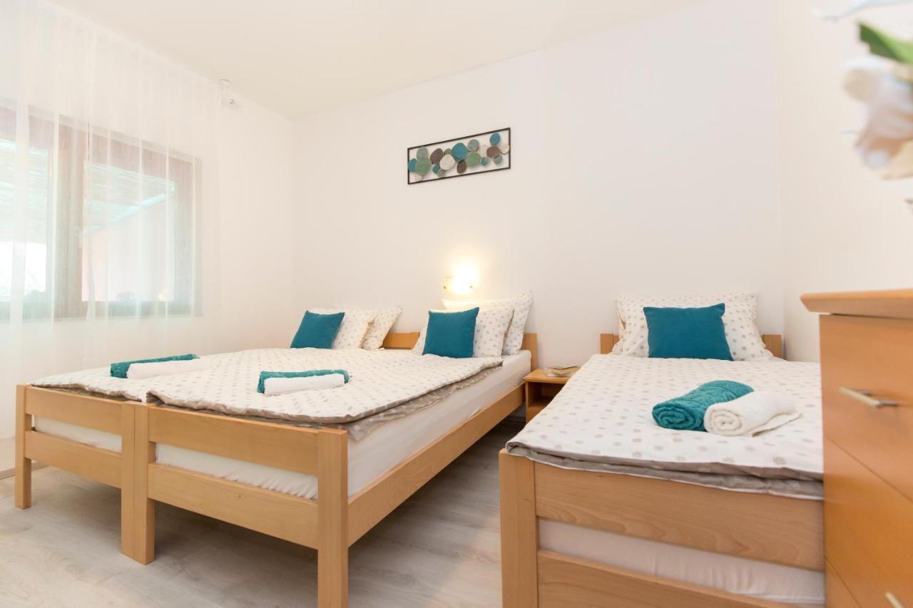 Studio Apartman Branka Labin  Eksteriør bilde
